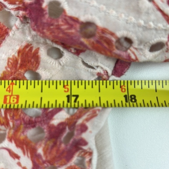 Anthropologie Porridge Short Sleeve Eyelet Slip On Top - Picture 6 of 9